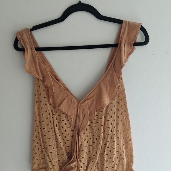 Free people eyelet ruffle tank top - Picture 4 of 8